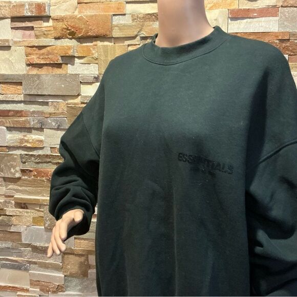 Black Essentials Sweatshirt - Picture 6 of 10